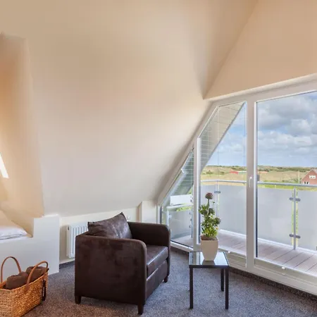 Duenenhuus Ost Modern Retreat * Juist