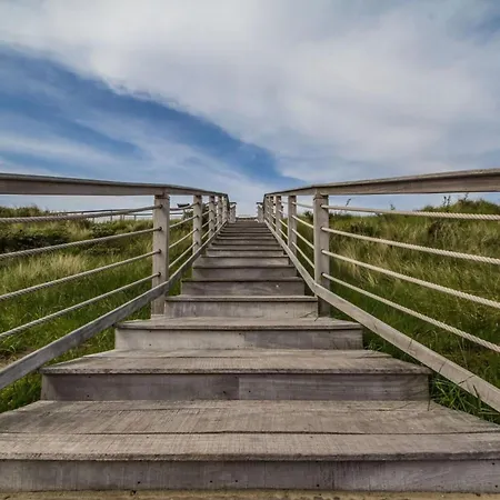 Duenenhuus Ost Modern Retreat Juist